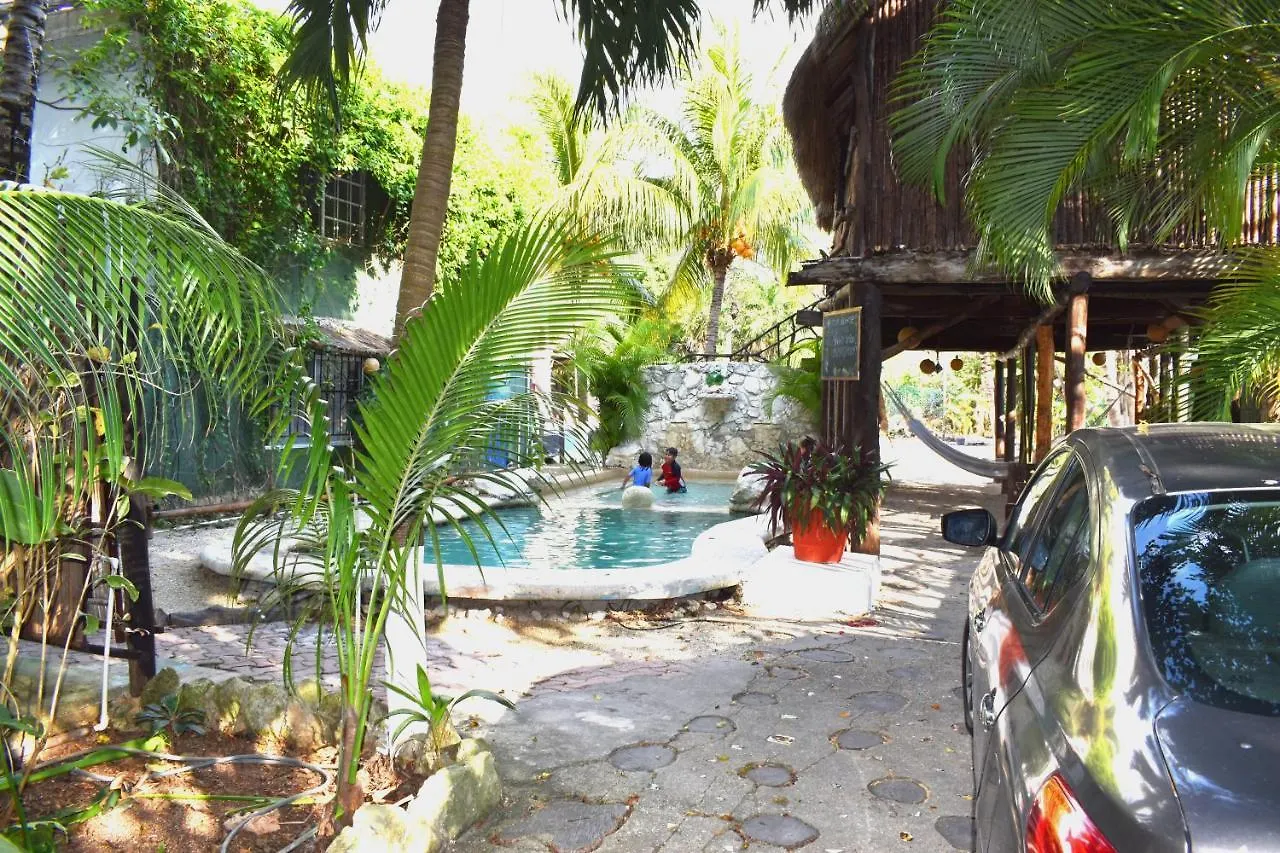 Lobo Inn Tulum 2*,
