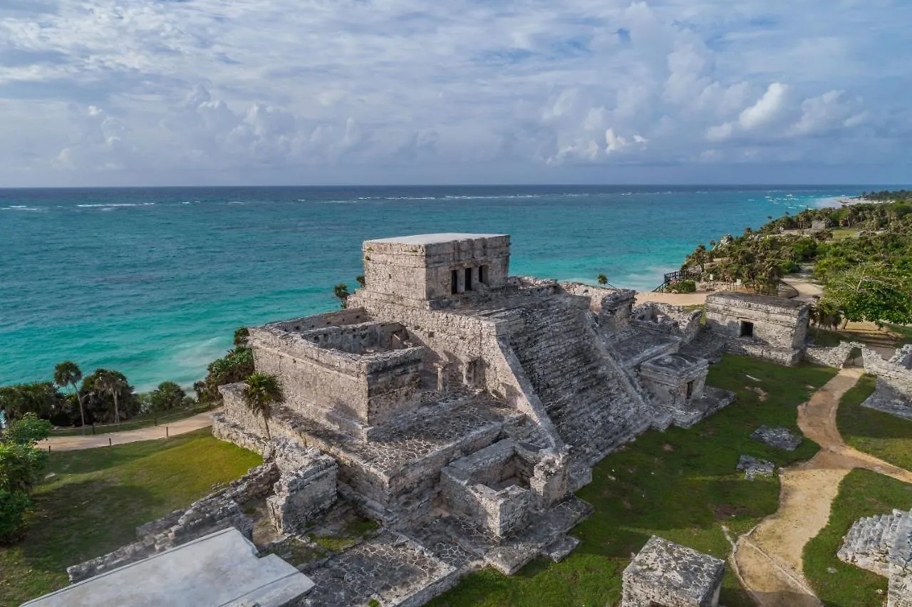 Lobo Inn Tulum 2*,  Meksyk
